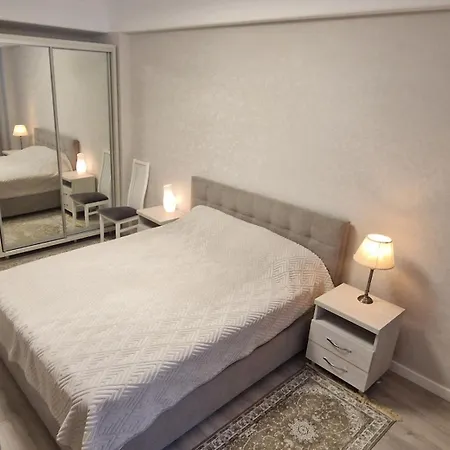 Apartament Black & White *